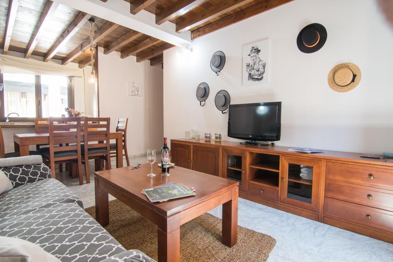 Tuguest Gracia Apartments Гранада Экстерьер фото