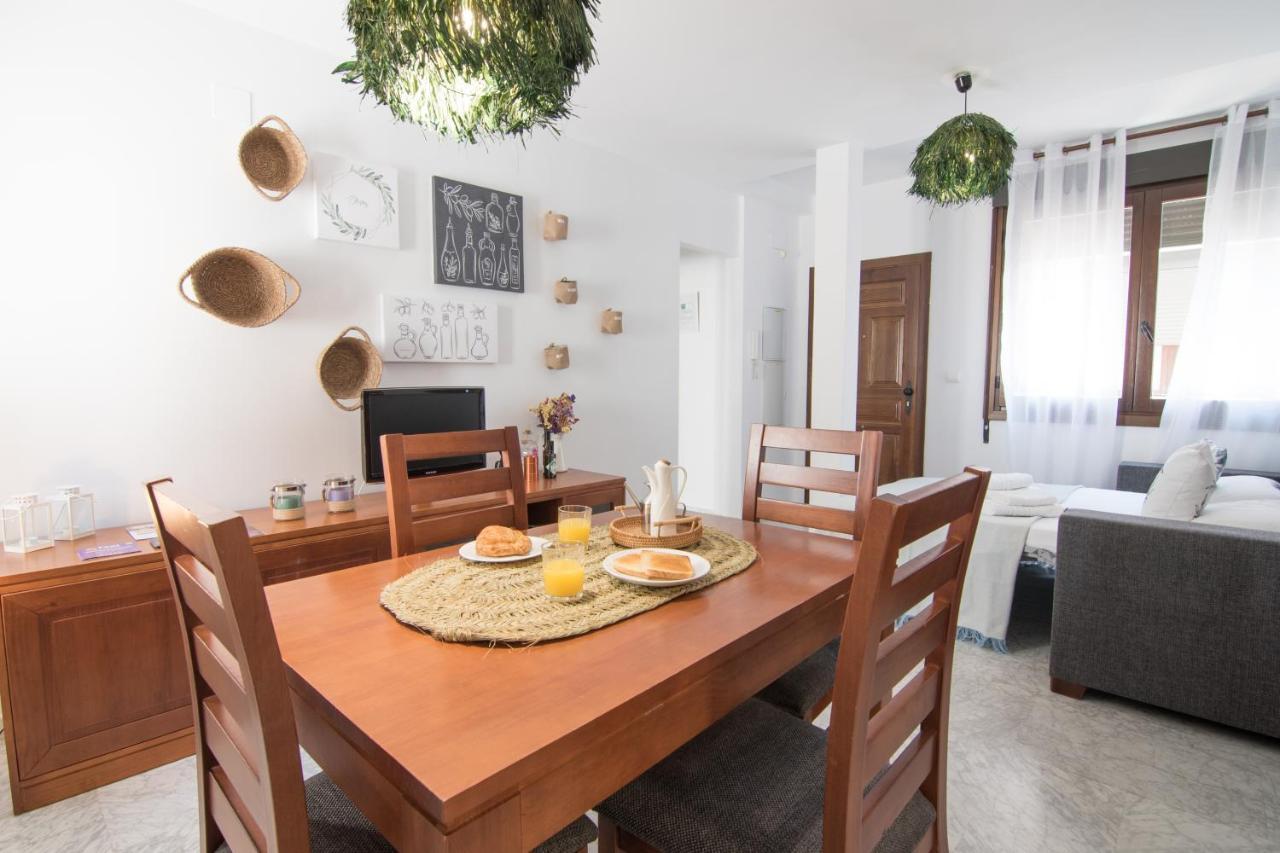 Tuguest Gracia Apartments Гранада Экстерьер фото