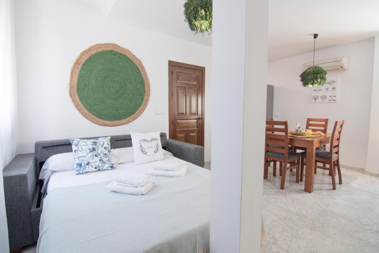 Tuguest Gracia Apartments Гранада Экстерьер фото