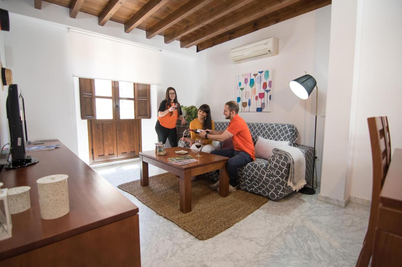 Tuguest Gracia Apartments Гранада Экстерьер фото